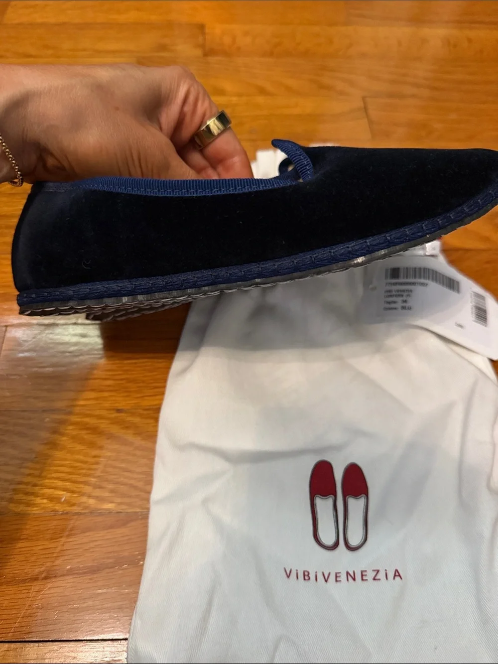 Vibi Venezia Kid’s Navy Velvet Loafers NWT